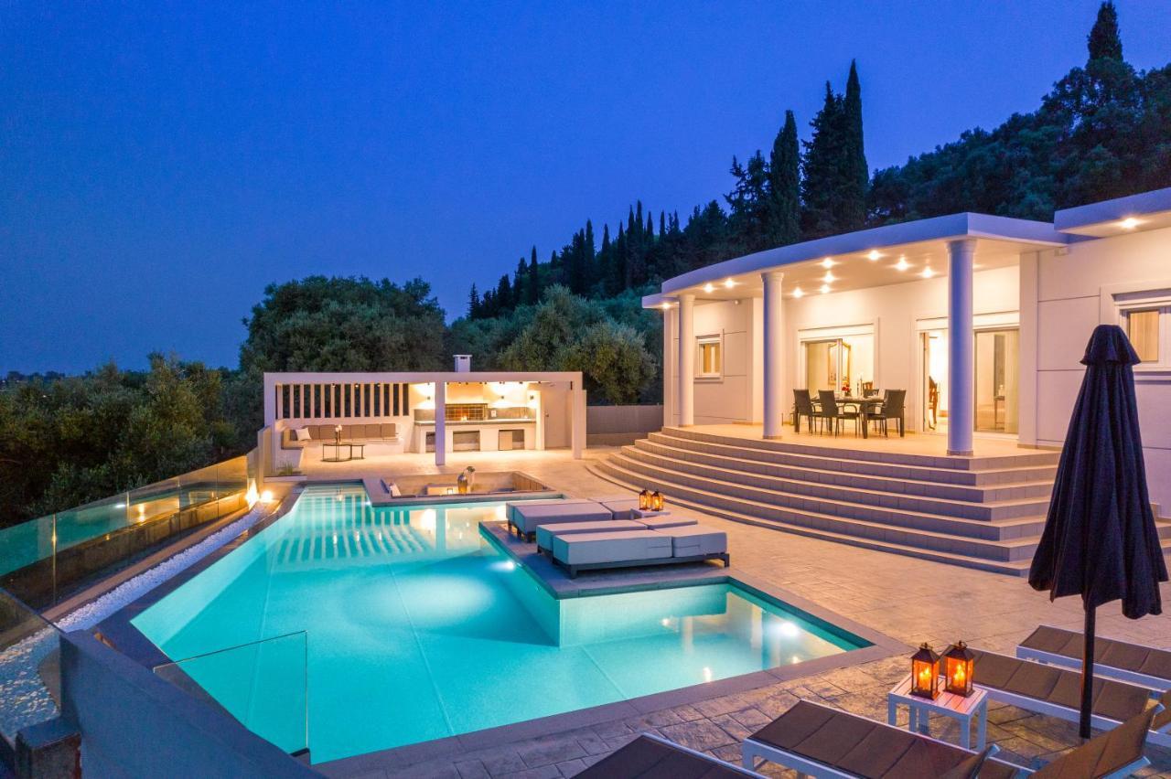 Villa Moonstone Mouzákion Exterior photo