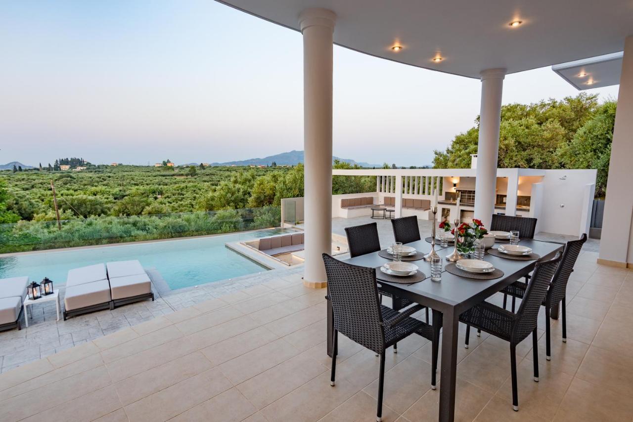 Villa Moonstone Mouzákion Exterior photo