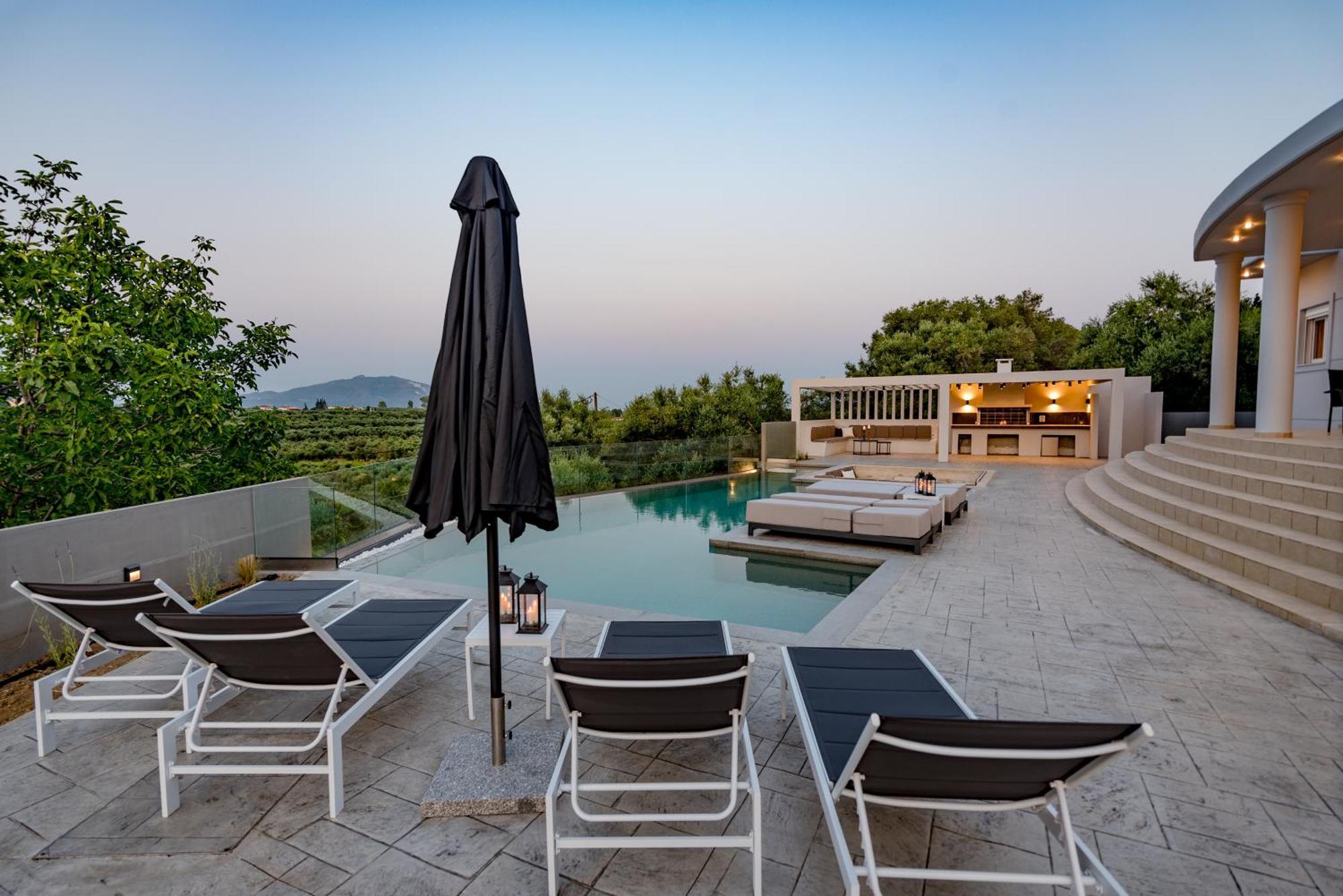 Villa Moonstone Mouzákion Exterior photo