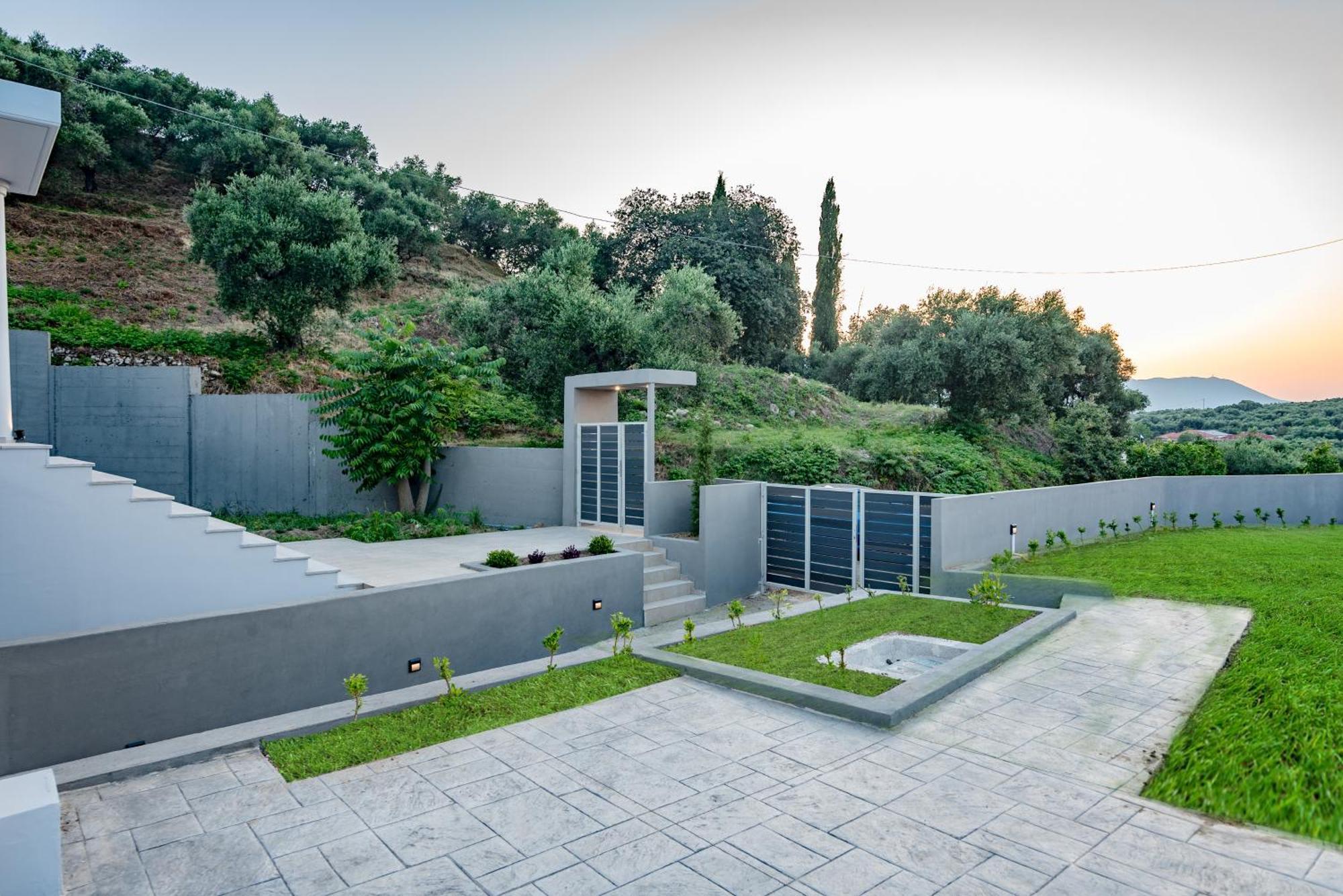 Villa Moonstone Mouzákion Exterior photo